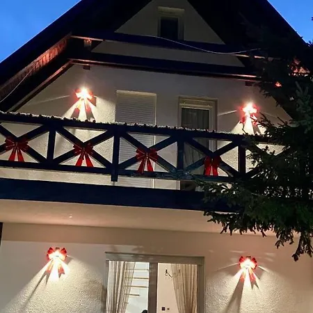 Dzeni Chalet