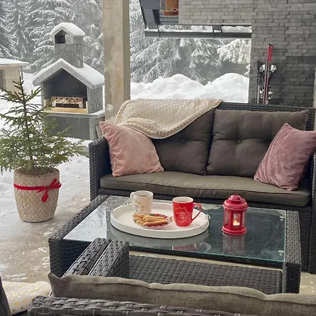 Dzeni Chalet *